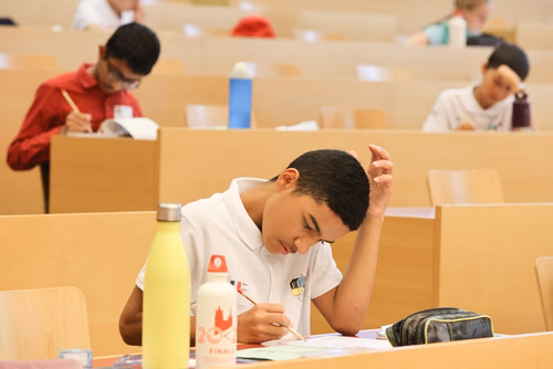 The championship of mathematical and logical games is a popular and school competition organised every year in Europe and beyond. Mathematics aficionados of all ages from about twelve countries participate in this competition. The international final, traditionally taking place in Paris, will find its way to Lausanne (EPFL) this year. The FSJM (Swiss Federation of Mathematical Games) has been organising the Swiss part of this championship for now more than 30 years. Final at EPFL Campus