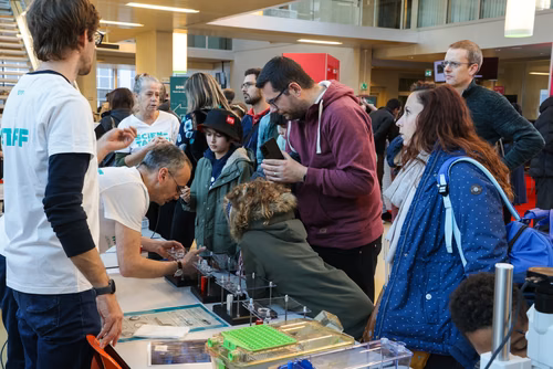 La découverte des sciences et des technologies au cœur du campus, pour les adultes et les enfants.