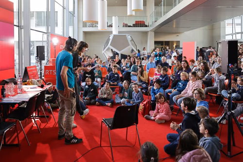 La découverte des sciences et des technologies au cœur du campus, pour les adultes et les enfants.