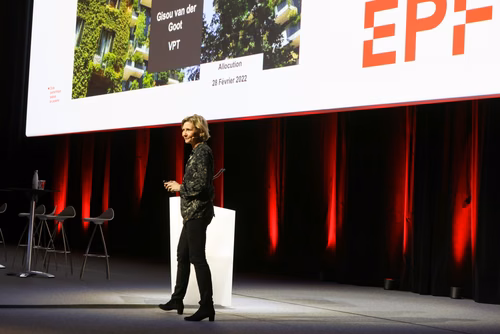 Tous les membres de la communauté EPFL, étudiant·e·s et collaborateur·trice·s de l’EPFL sont invité·e·s à l’édition 2022 de notre traditionnelle allocution de la Direction.