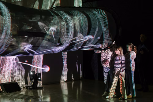 Une captivante immersion entre art & science pour tous les publics.