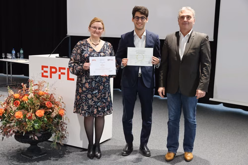 Cérémonie de remise des diplômes aux étudiants MNIS