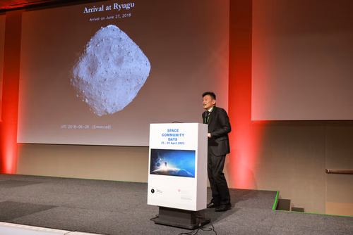Challenges and opportunities in the space field. Practical and useful information for space industries and newcomers in the domain.
