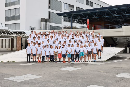 Le championnat des jeux mathématiques et logiques est une compétition populaire et scolaire organisée chaque année à l’échelon européen. Il voit s’affronter des passionné·e·s de mathématiques de toutes générations venus d’une douzaine de pays. Sa finale internationale, qui a traditionnellement lieu à Paris, sera cette année organisée à Lausanne (EPFL). La FSJM gère depuis plus de 30 ans l’organisation de ce championnat en Suisse. Finale sur le Campus EPFL