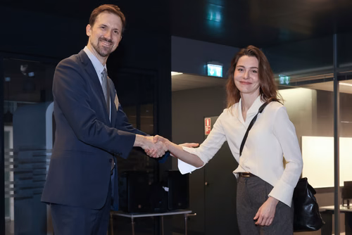 Remise des diplômes COS aux participants d'Extension School