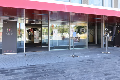 Le tout premier Meet up national du Coding club des filles s'est déroulé sur le campus de l’EPFL à Lausanne.