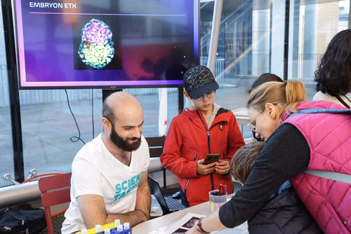 La découverte des sciences et des technologies au cœur du campus, pour les adultes et les enfants.