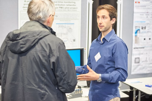 22 entrepreneurs ont participé au concours de “pitch” devant 400 personnes lors de la Startup Champions Seed Night coorganisée par l’EPFL Alumni et venturelab au Forum Rolex Learning Center. Tej Tadi (PhD SV’11), fondateur et CEO de MindMaze, était l’invité d’honneur de cette édition.