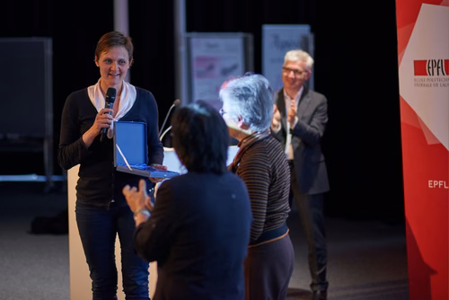 19 entrepreneurs ont “pitché” devant près de 300 personnes lors de la Startup Champions Seed Night coorganisée par l’EPFL Alumni et venturelab au Forum Rolex Learning Center. Daniel Yanisse (MT’12), CEO et co-fondateur de Checkr, était l’invité d’honneur de cette édition.