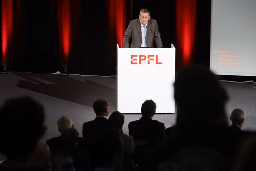 On September 21st, EPFL celebrate the 30th anniversary of its flagship experiment, the Tokamak à Configuration Variable (TCV). Operated by the Swiss Plasma Center as part of the EUROfusion Consortium, it is one of the key European facilities for the ITER project, which aims to demonstrate the scientific and technological feasibility of fusion as an energy source, and the development of DEMO, whose objective is to prove its commercial feasibility. The TCV Tokamak represents a major asset in the global effort