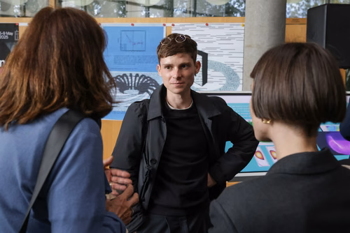 As part of Fusion Week, a global celebration of fusion energy, the Swiss Plasma Center and the Laboratory for Experimental Museology (eM+) are pleased to welcome you to their immersive exhibition: Fusion, beyond Fiction: a journey into the future of energy. 