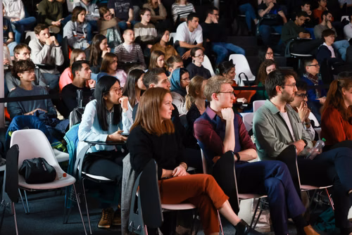 The 14 PhD Students finalists of the competition My Thesis in 180 seconds (MT180)  present their research in simple, straightforward terms in 3 minutes exactly, in English or in French, using humour, metaphores and examples.