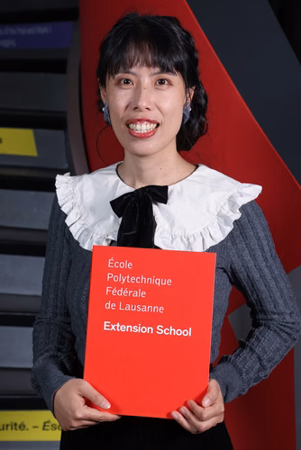 Remise des diplômes COS aux participants d'Extension School