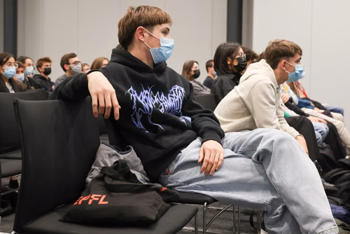 Journée des Gymnasiens accueil et stands 