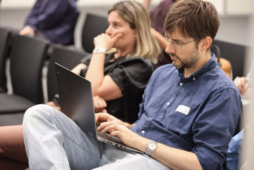 The goal of AI4Science@EPFL day is to gather faculty, researchers and students who work or are interested in applications of machine learning to science.